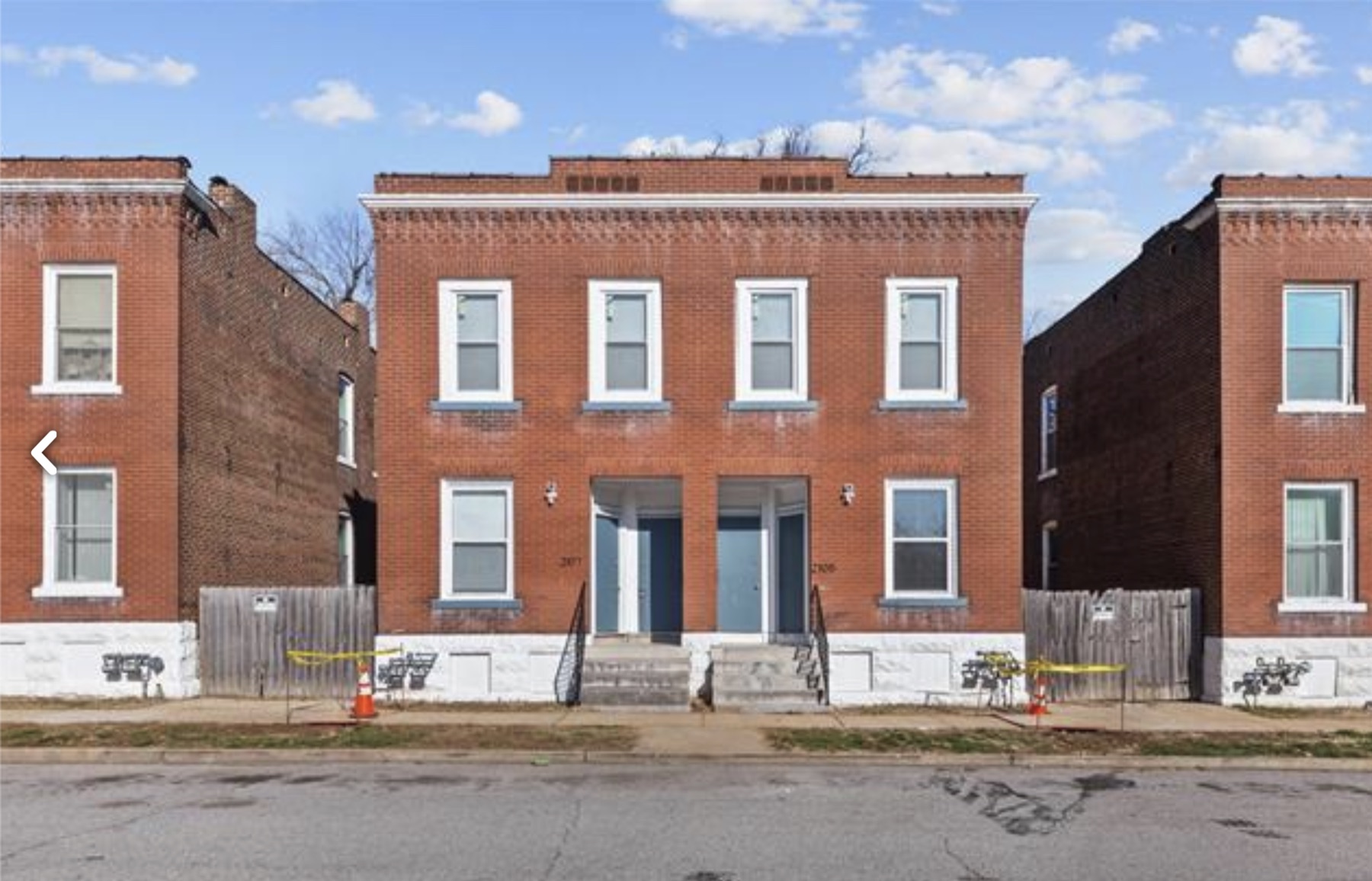 Front of 2105–2107 Palm Street